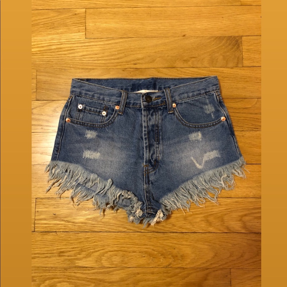 ⚡️SALE ⚡️NWOT American Thread Jean Shorts